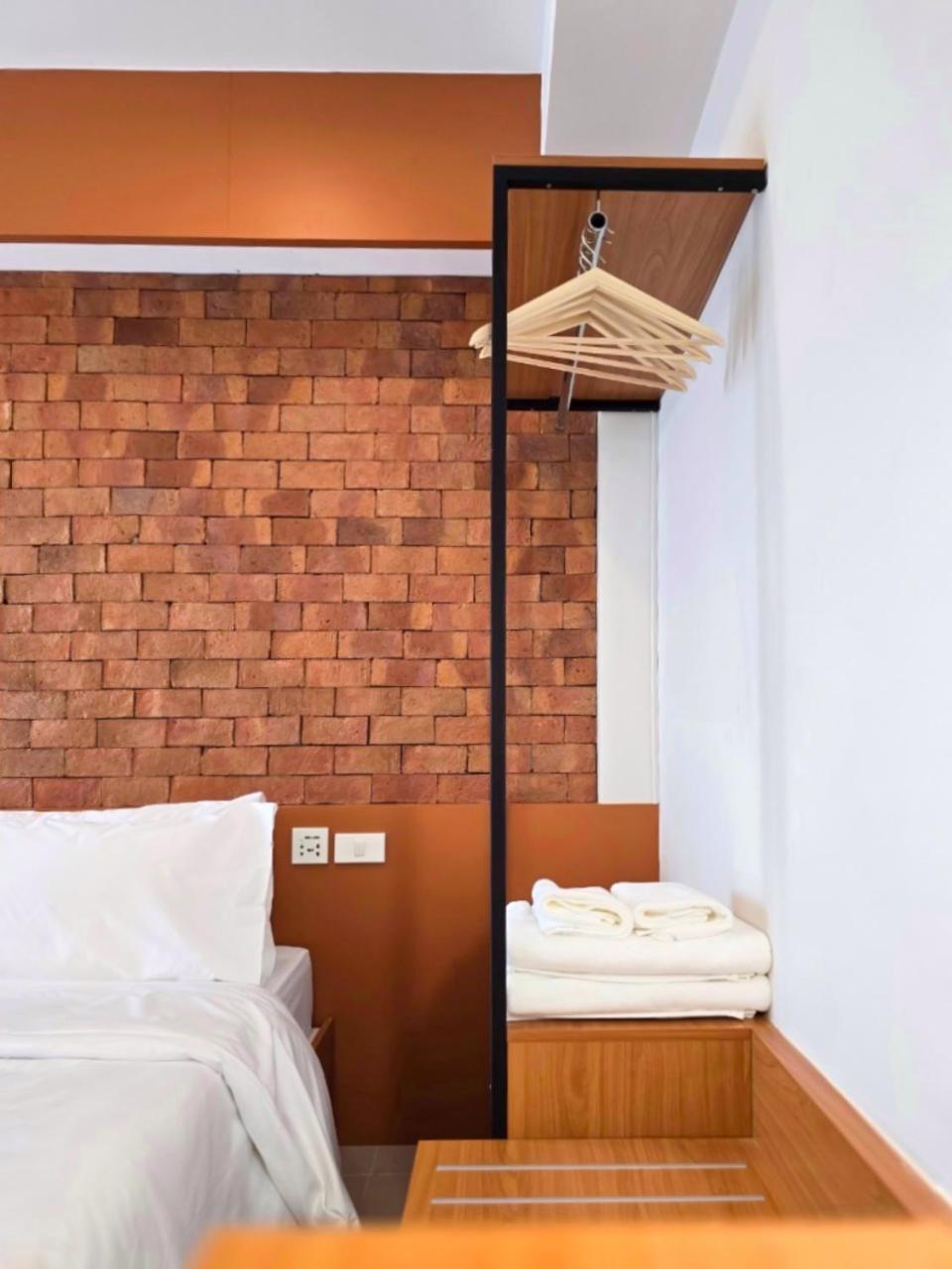 Wangkaew Hotel Phitsanulok Exterior photo