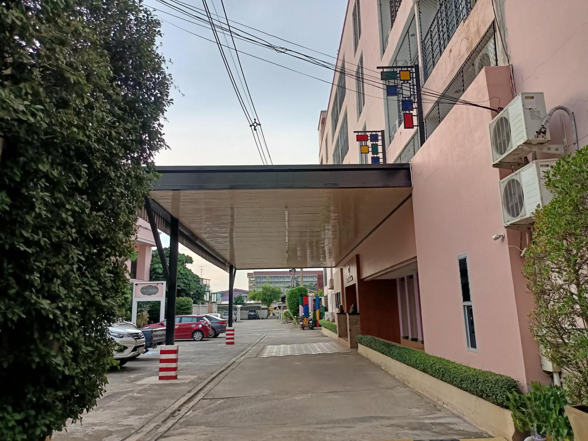 Wangkaew Hotel Phitsanulok Exterior photo