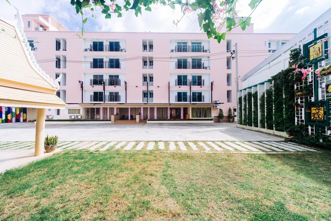 Wangkaew Hotel Phitsanulok Exterior photo